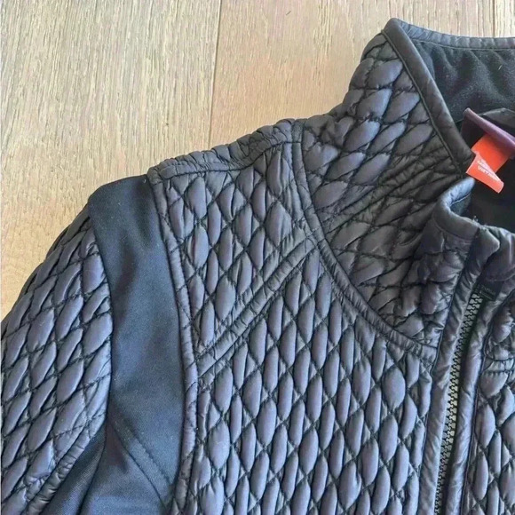 Zella Womens Jacket  Black Quilted Running Performance Fitted Full Zip Medium - Picture 4 of 6